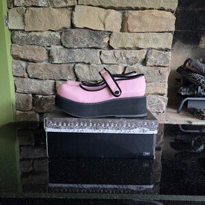NIB Pink Platform Mary Jane Demonias